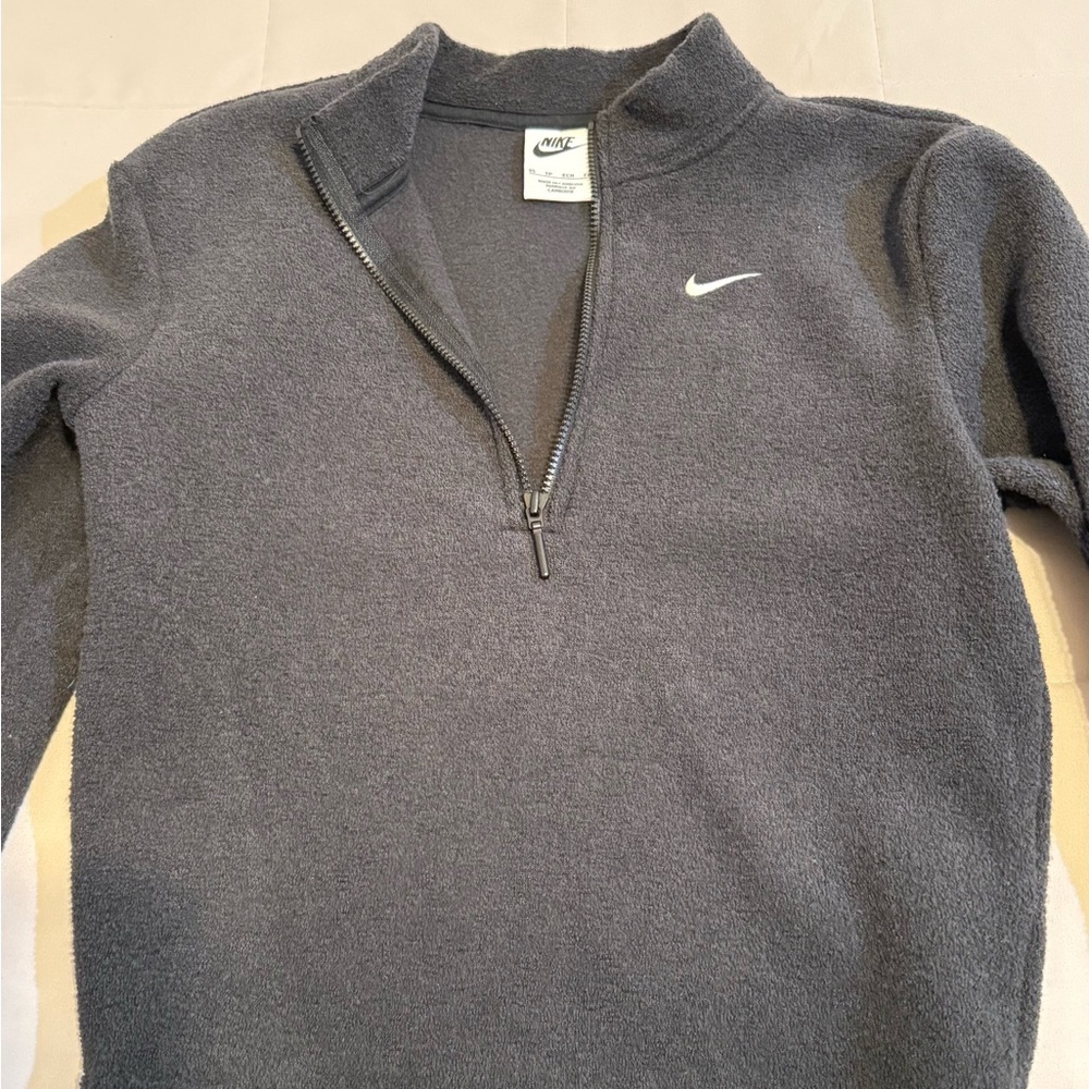Nike Women's Black Half Zip-Up Sweater